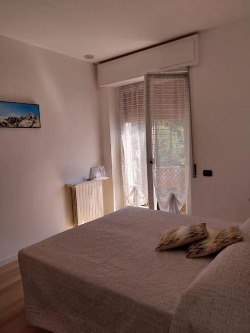 Casa Elly Apartment Riva di Solto Exterior photo